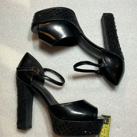 Studded party platform heels. Worn once. - Picture 4 of 7